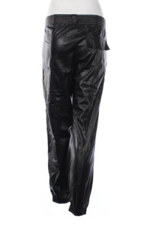 Damskie spodnie Bershka, Rozmiar S, Kolor Czarny, Cena 95,99 zł