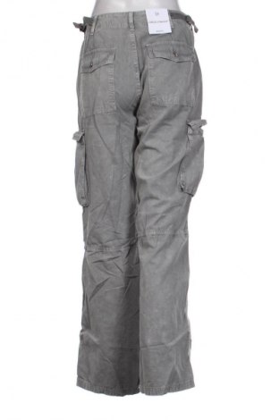 Damenhose Bershka, Größe S, Farbe Grau, Preis 23,52 €