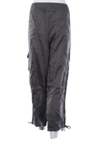 Damskie spodnie Bpc Bonprix Collection, Rozmiar 3XL, Kolor Szary, Cena 98,99 zł