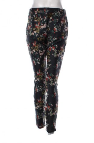 Damenhose Christian Berg, Größe L, Farbe Mehrfarbig, Preis € 17,00