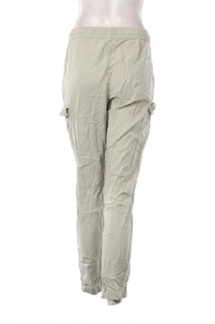 Pantaloni de femei Clockhouse, Mărime S, Culoare Verde, Preț 100,99 Lei