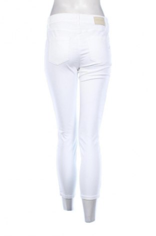 Γυναικείο παντελόνι Gerry Weber, Μέγεθος M, Χρώμα Λευκό, Τιμή 31,71 €