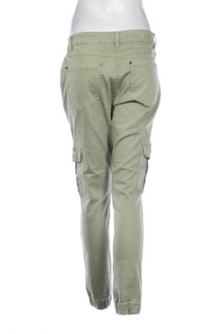 Damenhose Gina, Größe M, Farbe Grün, Preis € 14,83