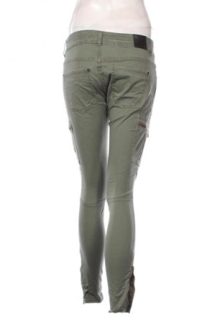 Pantaloni de femei Gina Tricot, Mărime M, Culoare Verde, Preț 93,99 Lei