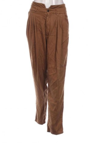 Pantaloni de femei Naf Naf, Mărime XL, Culoare Portocaliu, Preț 107,61 Lei