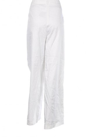 Pantaloni de femei Sara Lindholm, Mărime 3XL, Culoare Alb, Preț 108,04 Lei