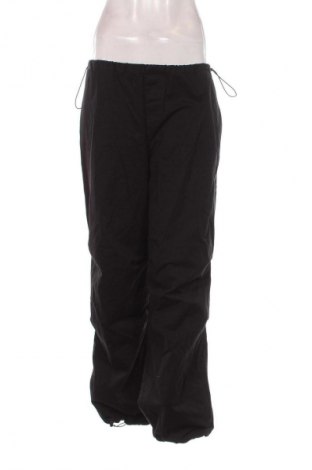 Pantaloni de femei Stradivarius, Mărime S, Culoare Negru, Preț 77,17 Lei