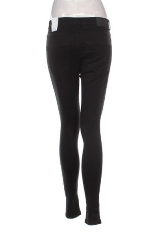 Dámske nohavice Vero Moda, Veľkosť M, Farba Čierna, Cena  29,95 €