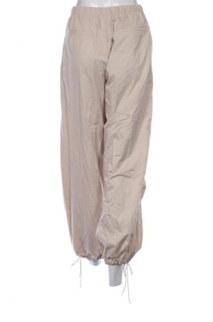 Damenhose Zara, Größe M, Farbe Ecru, Preis € 43,99