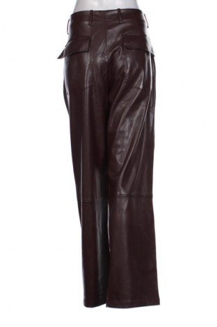 Pantaloni de femei Zara, Mărime XL, Culoare Maro, Preț 71,10 Lei