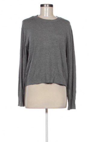 Дамски пуловер H&M Divided, Размер M, Цвят Сив, Цена 29,33 лв.