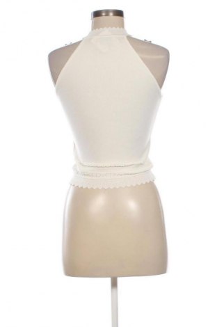Damentop Reserved, Größe M, Farbe Weiß, Preis 15,99 €