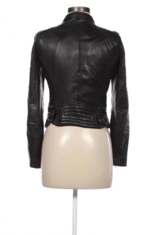 Γυναικείο δερμάτινο μπουφάν Zara, Μέγεθος M, Χρώμα Μαύρο, Τιμή 56,99 €