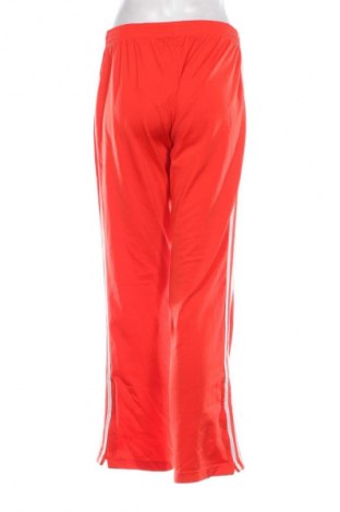 Pantaloni trening de femei Adidas, Mărime M, Culoare Roșu, Preț 141,99 Lei
