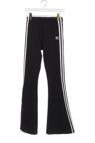 Дамско спортно долнище Adidas Originals, Размер XS, Цвят Черен, Цена 41,00 лв.