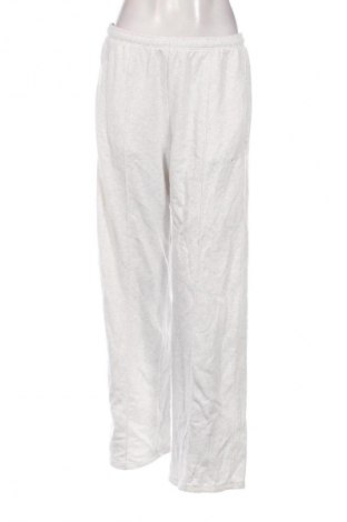 Pantaloni trening de femei Nike, Mărime M, Culoare Multicolor, Preț 141,99 Lei
