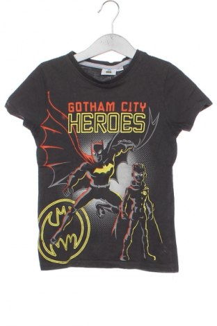 Gyerek póló Batman, Méret 4-5y / 110-116 cm, Szín Szürke, Ár 2 400 Ft
