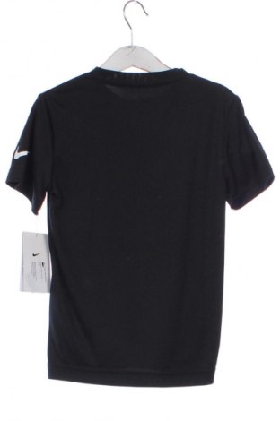 Παιδικό μπλουζάκι Nike, Μέγεθος 4-5y/ 110-116 εκ., Χρώμα Πολύχρωμο, Τιμή 28,64 €
