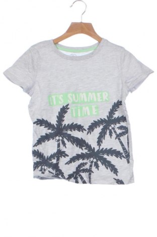 Kinder T-Shirt Unbranded, Größe 5-6y/ 116-122 cm, Farbe Grau, Preis € 6,14