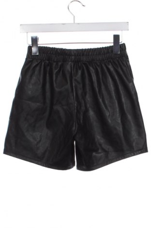 Παιδικό κοντό παντελόνι LC Waikiki, Μέγεθος 9-10y/ 140-146 εκ., Χρώμα Μαύρο, Τιμή 6,99 €