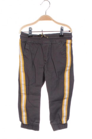 Pantaloni pentru copii Unbranded, Mărime 18-24m/ 86-98 cm, Culoare Gri, Preț 55,30 Lei