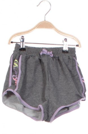 Pantaloni scurți pentru copii Unbranded, Mărime 9-10y/ 140-146 cm, Culoare Gri, Preț 36,63 Lei