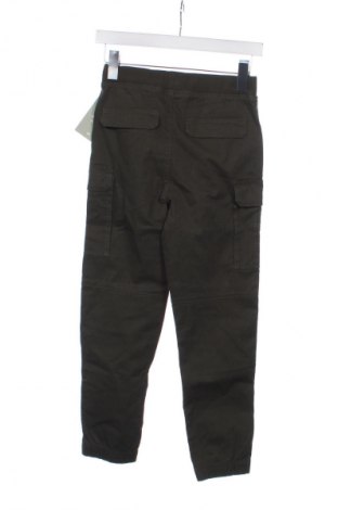 Παιδικό παντελόνι H&M, Μέγεθος 9-10y/ 140-146 εκ., Χρώμα Πράσινο, Τιμή 20,41 €