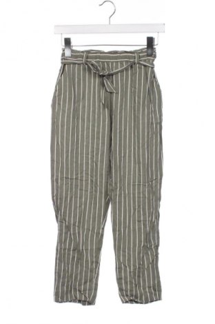 Παιδικό παντελόνι H&M, Μέγεθος 9-10y/ 140-146 εκ., Χρώμα Πολύχρωμο, Τιμή 20,41 €