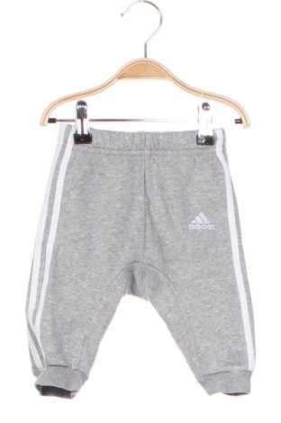 Dziecięce spodnie sportowe Adidas, Rozmiar 3-6m/ 62-68 cm, Kolor Szary, Cena 68,97 zł