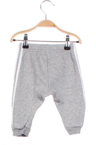 Dziecięce spodnie sportowe Adidas, Rozmiar 3-6m/ 62-68 cm, Kolor Szary, Cena 68,97 zł