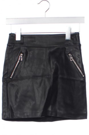 Fustă de piele Bershka, Mărime XS, Culoare Negru, Preț 50,99 Lei