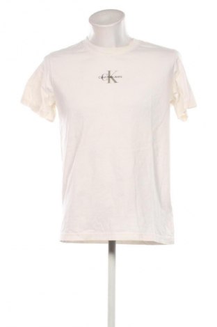 Мъжка тениска Calvin Klein Jeans, Размер L, Цвят Екрю, Цена 62,99 лв.