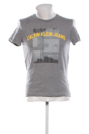 Herren T-Shirt Calvin Klein Jeans, Größe M, Farbe Grau, Preis 32,99 €