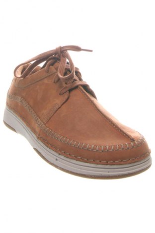Obuwie męskie Clarks, Rozmiar 44, Kolor Brązowy, Cena 481,99 zł