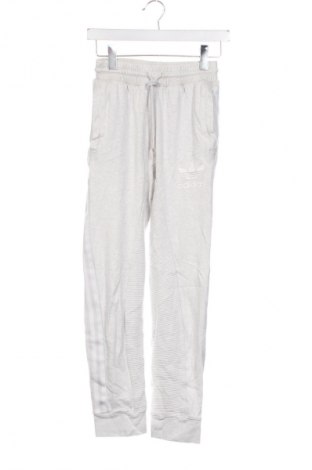 Pantaloni trening de bărbați Adidas Originals, Mărime XS, Culoare Gri, Preț 165,99 Lei