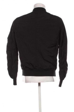 Pánska bunda  Pull&Bear, Veľkosť M, Farba Čierna, Cena  44,95 €