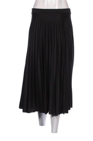 Rock Bershka, Größe M, Farbe Schwarz, Preis 11,76 €