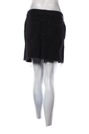 Fustă F&F, Mărime M, Culoare Negru, Preț 76,30 Lei