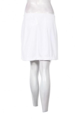 Пола H&M Divided, Размер M, Цвят Бял, Цена 19,14 лв.