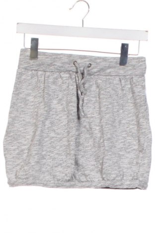 Fustă H&M Divided, Mărime XS, Culoare Gri, Preț 46,10 Lei