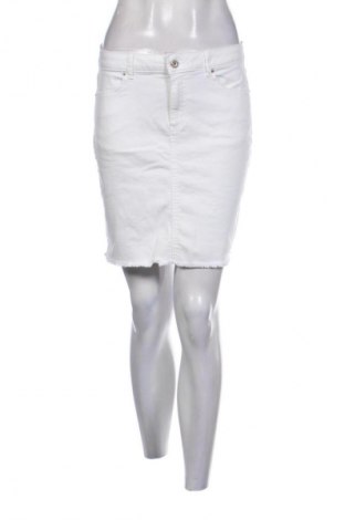 Fustă Pieces, Mărime M, Culoare Alb, Preț 72,03 Lei