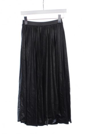 Rock Pull&Bear, Größe XS, Farbe Schwarz, Preis 11,76 €