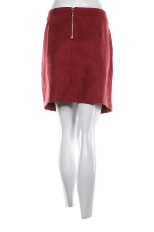 Пола Vero Moda, Размер XL, Цвят Червен, Цена 20,99 лв.