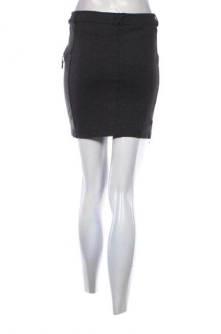 Rock Zara, Größe L, Farbe Schwarz, Preis 10,23 €