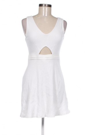 Φόρεμα ASOS, Μέγεθος M, Χρώμα Λευκό, Τιμή 24,57 €