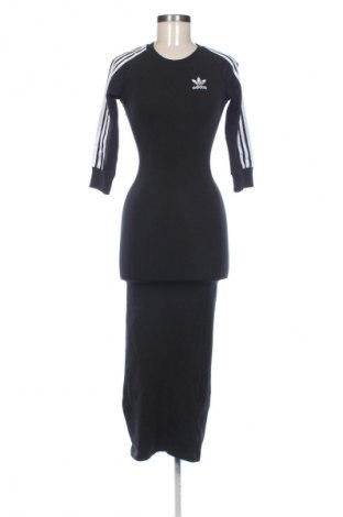Kleid Adidas, Größe XXS, Farbe Schwarz, Preis 63,00 €