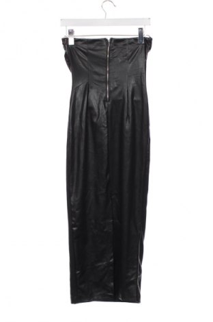 Šaty  Bershka, Velikost XS, Barva Černá, Cena  739,00 Kč