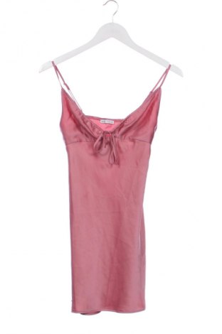 Kleid Bershka, Größe XS, Farbe Aschrosa, Preis 14,83 €