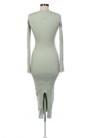 Rochie Bershka, Mărime L, Culoare Verde, Preț 76,70 Lei