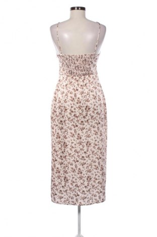 Šaty  Bershka, Velikost M, Barva Vícebarevné, Cena  367,00 Kč